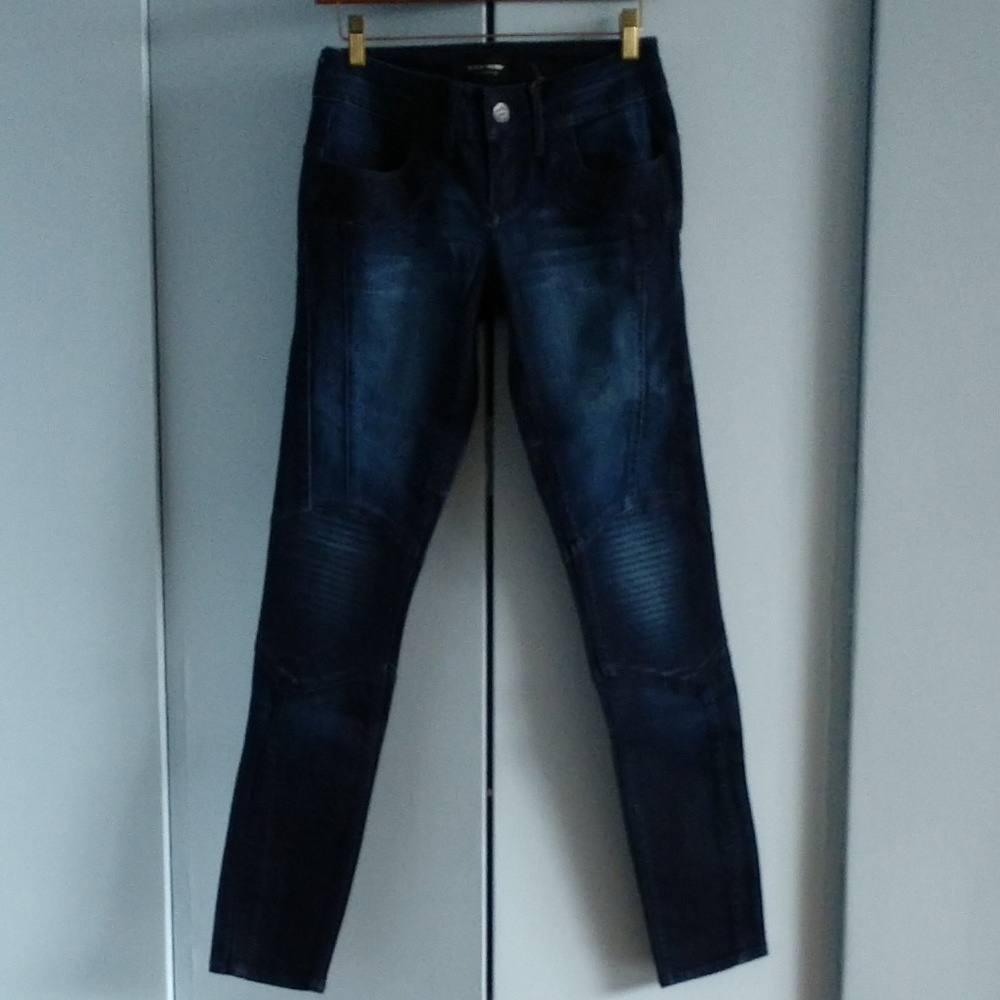Black Orchid 26 Skinny Moto Jean dark wash